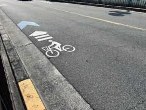 自転車の左端通行